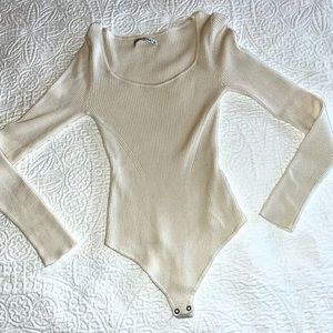 ABERCROMBIE & FITCH Tan Long Sleeve Bodysuit